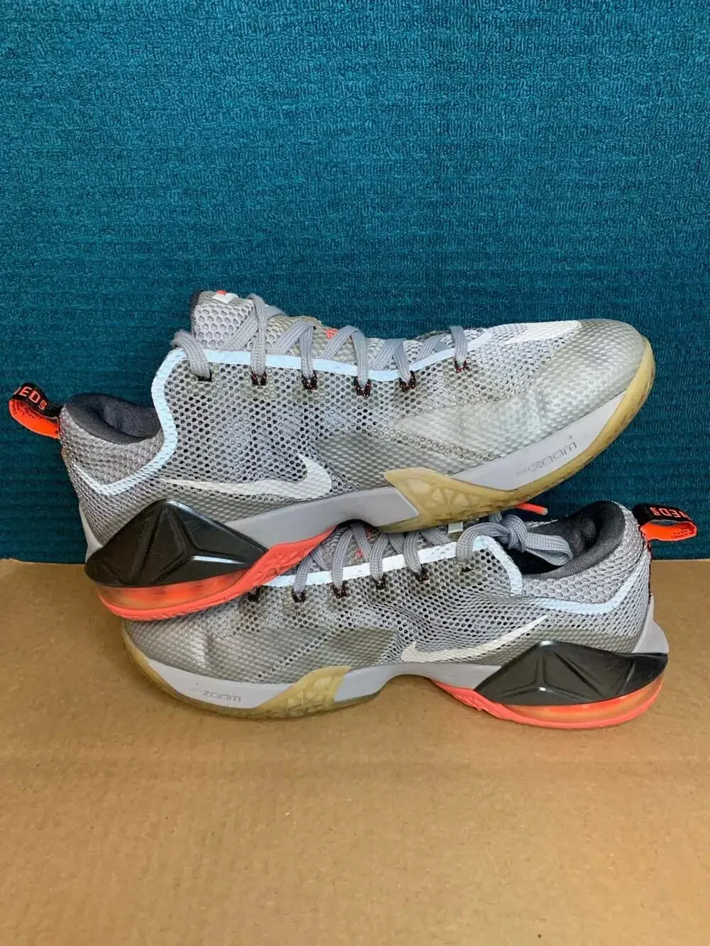 Nike LeBron 12 Low Earned Men Size 11.5